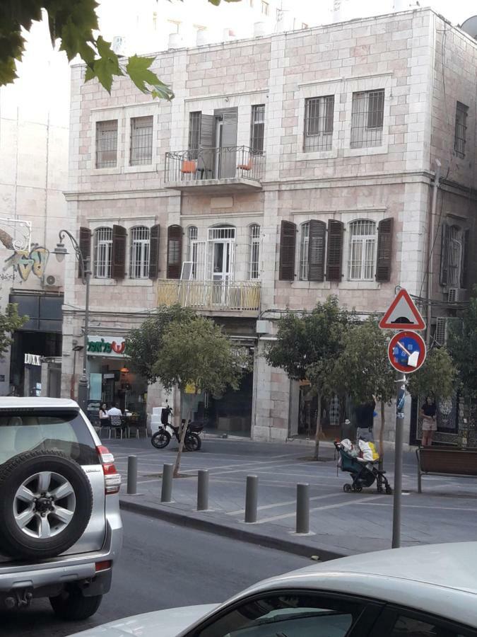 Queen Hotel Jerusalem Exterior photo